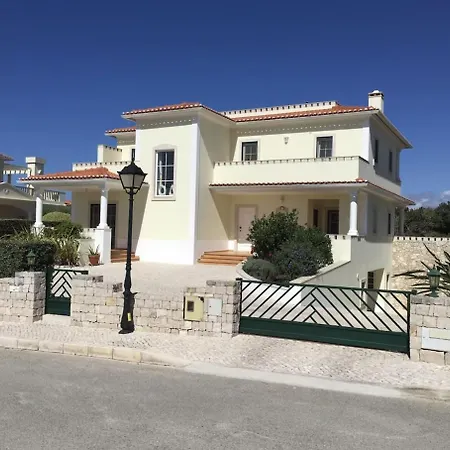 فندق Luxury Villa, Private Pool, Quiet Location, View Of Golf Course And Ocean Amoreira (Leiria)